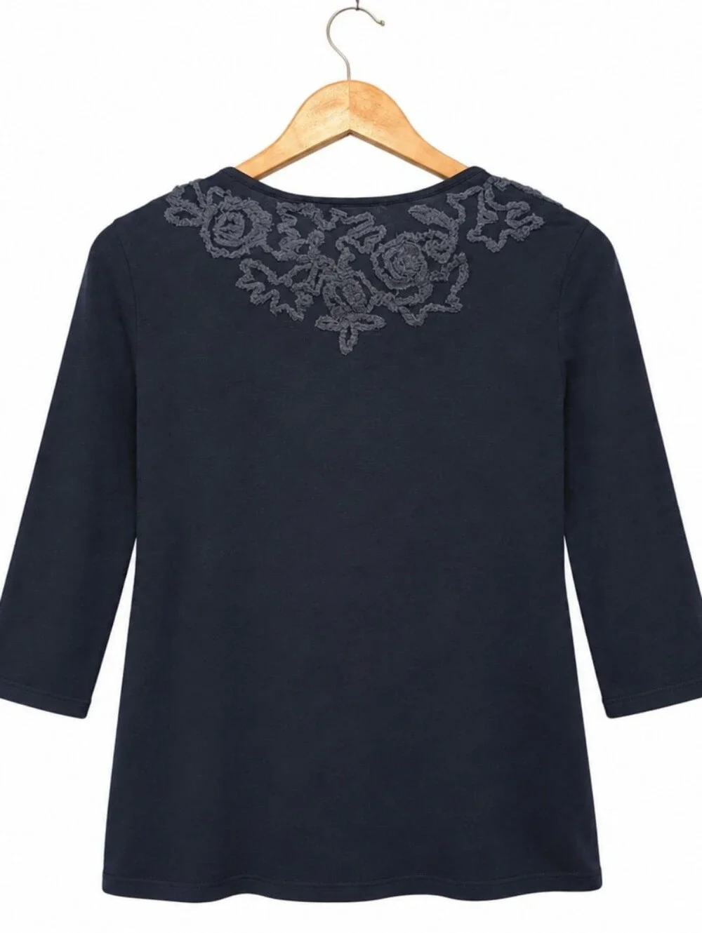 CHICOS Embellished Denim Blue Top Cotton Scooped Neck Elbow Sleeve Navy Tee L 2